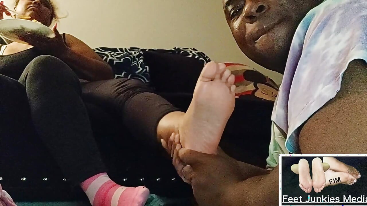 Carmel.milf.prettyfeet sau giờ làm việc mồ hôi chân stnky tôn thờ n ngón chân bú