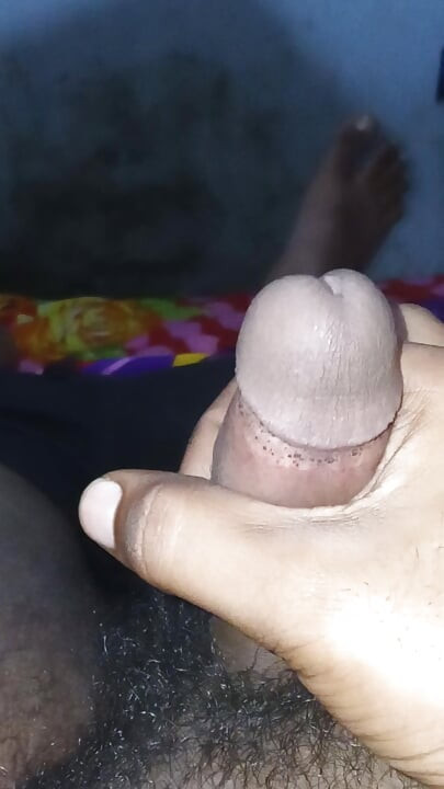 Wanking and cum in the park