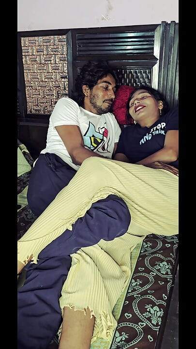 Friend provoked to have sex Hindi audio sex