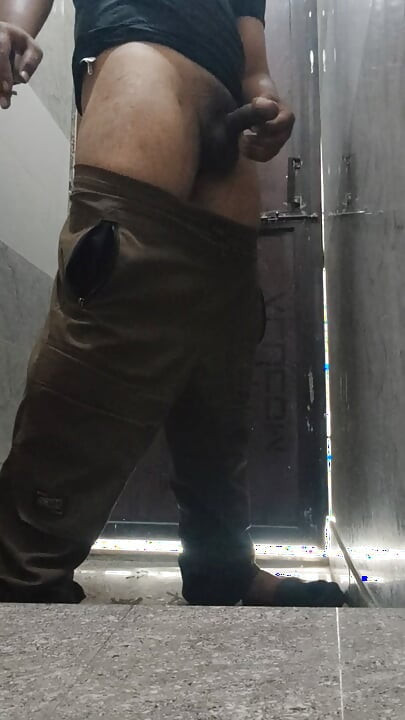 Need girlfriend