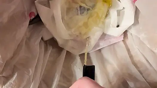 İşemeye kalkmaya çalışıyorum - sopaya pisual sidik