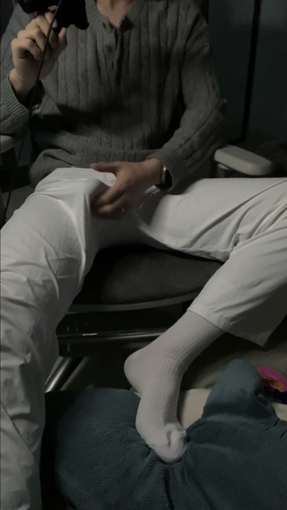 Oral sound ASMR of eating popcorn [I want to sleep every day] | Clip 1