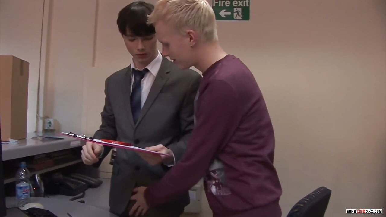 Charlie Snake e Lex Blond fodem duro