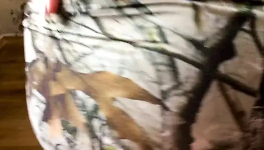 Большая задница скачет на члене. От первого лица