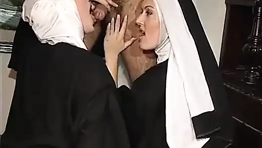 Monza'nın rahibesi sahnesinde Jessica Rizzo yapımı 03