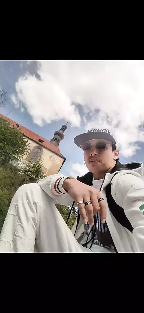Giovanny video