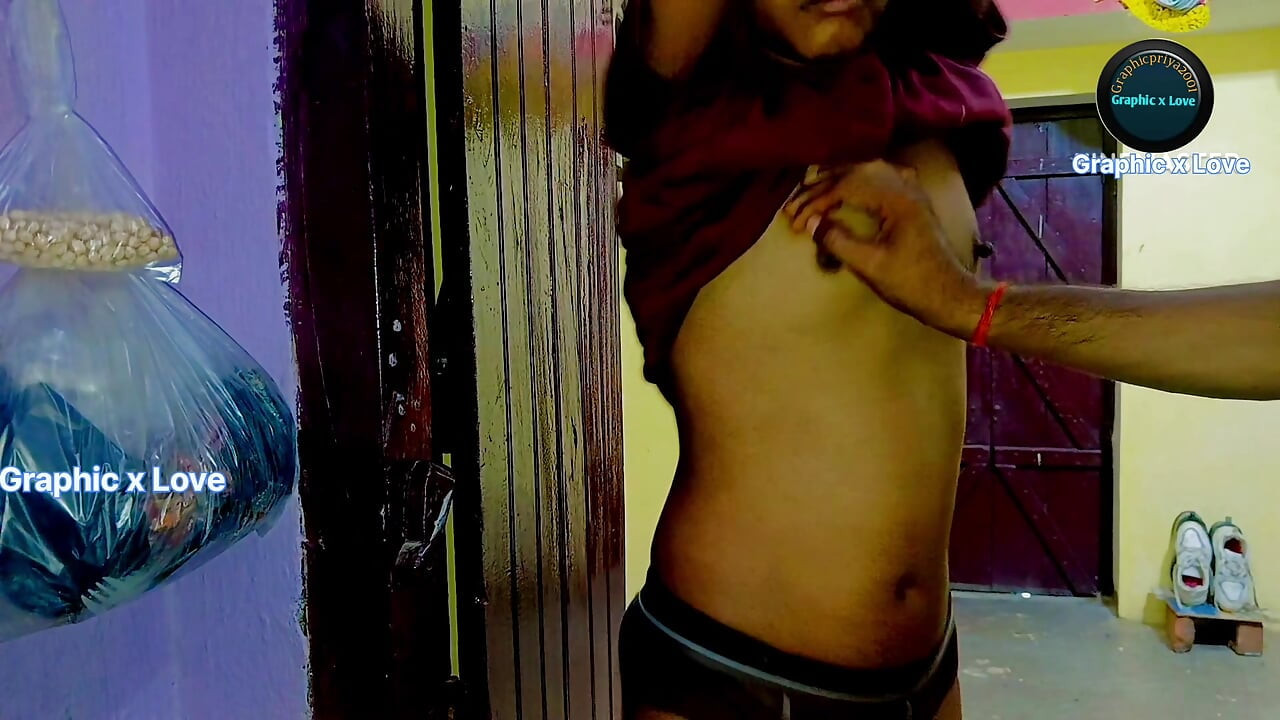 Hrabra i samouvjerena Desi ljepotica koja voli dražiti šarmom i misterioznošću