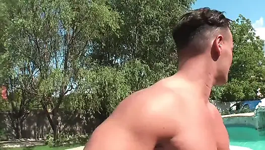 Von Versauten Schätzchen Verführt, Wilder Hardcore-pool-fick