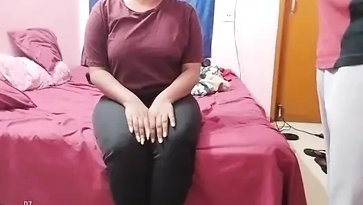 Yaramaz üniversite öğrencisi döl yemek istiyor Hintçe ses