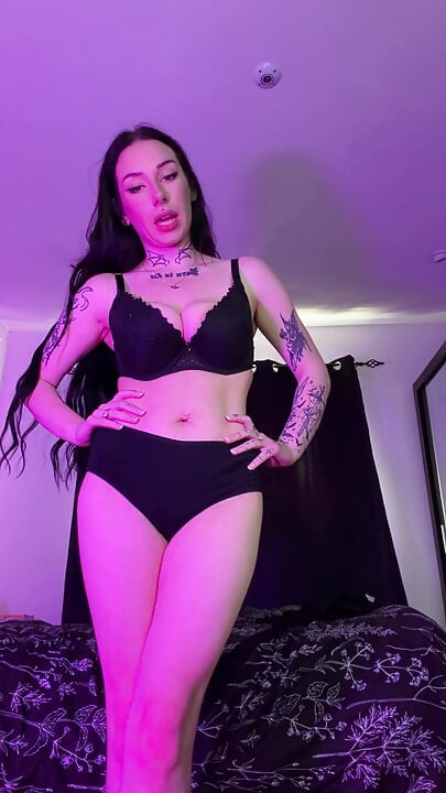 Slutty Britisk Goth Dirty snakk ASMR