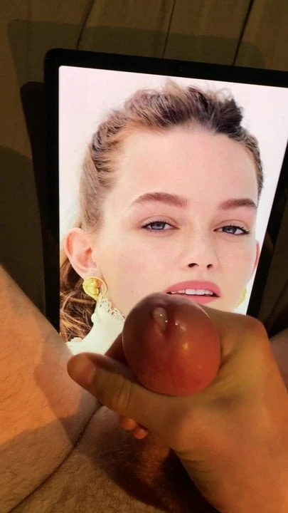 Victoria Pedretti Cum Tribute 02