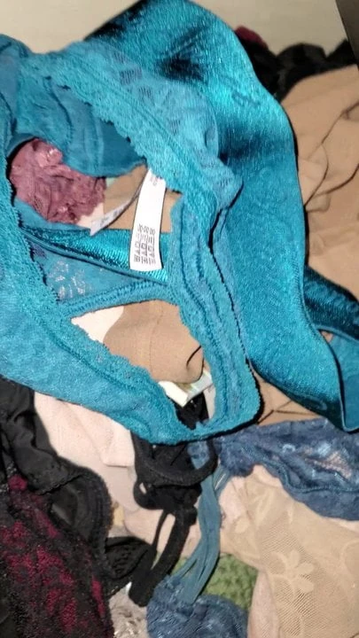 More gf sisters panties