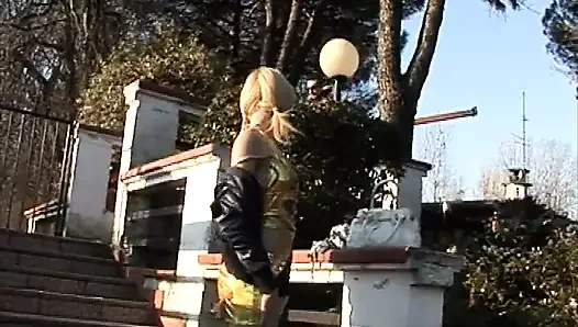 Amano esibirsi sc 2 heyecan verici seks sahnesi