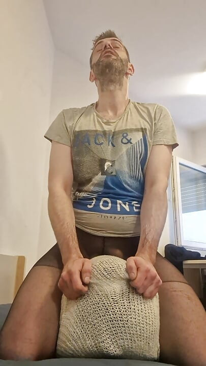 Pantyhose wankers
