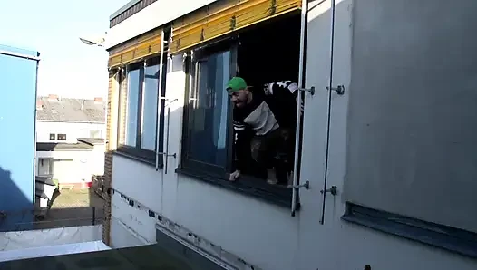 Tante bertato yang lagi beruntung dientot habis-habisan di kamar mandi