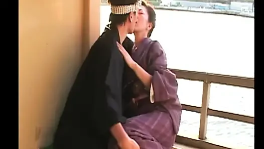 P128G01 drama era erotis A Showa di mana pria dan wanita, dan wanita saling bertukar pasangan, terungkap di yakatabune Tokyo (rumah kapal)!　