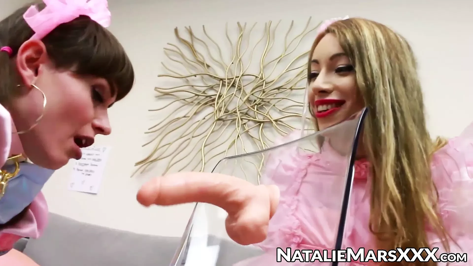 Sissy tranny Natalie Mars toying with lascivious blonde