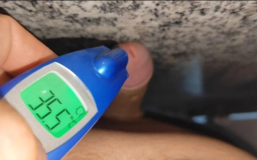 Yarak termometresi yüksek sesle çalıyor.