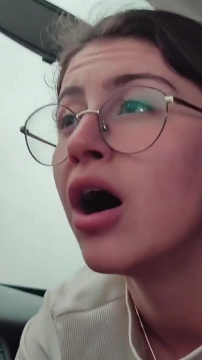 CAR POV BLOWJOW CUM IN THROAT RAINY DAY PART. 2 | Clip 2