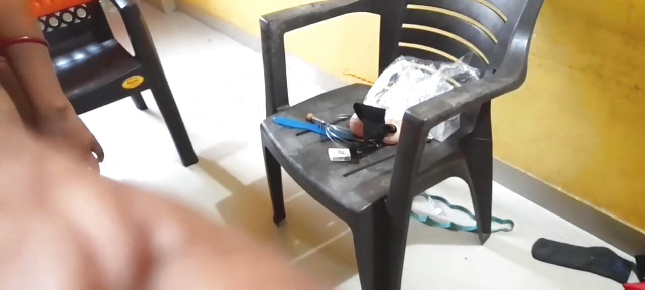Muka bertokok, cerita yang tidak terjual.  Senyap pandang dan suasana yang unik.  Apabila gambar bercakap lebih kuat daripada perkataan.