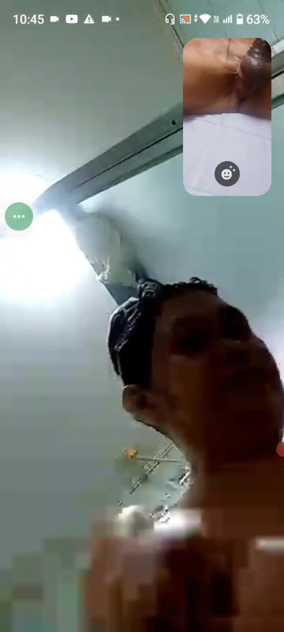 Morning video sex while taking a bath of my wife she loves it so much she orgasm | Clip 1