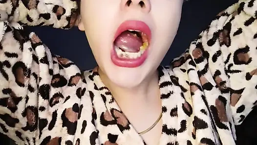 Chew Cheetos, Uvula в видео от первого лица