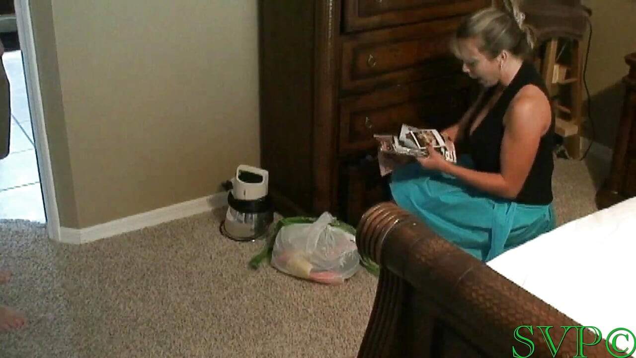 Hot Blonde Big Tit Stepmom Makes Fantasy Come True
