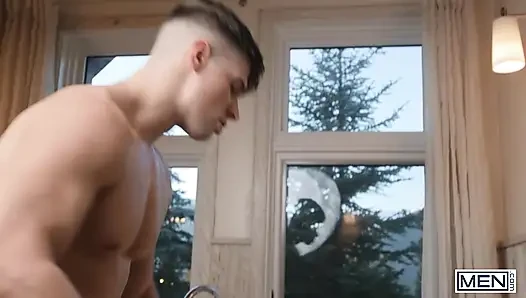 MEN - Malik Delgaty Enjoys A Bath Before Troye Dean Gives Him A Sloppy Deepthroat And Hot Ride