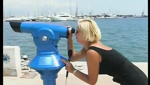 Brunette vixen wearing high heels gets fucked and facialized at casting