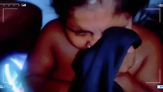 Papi хуй так жестко использует его для подставки на свет