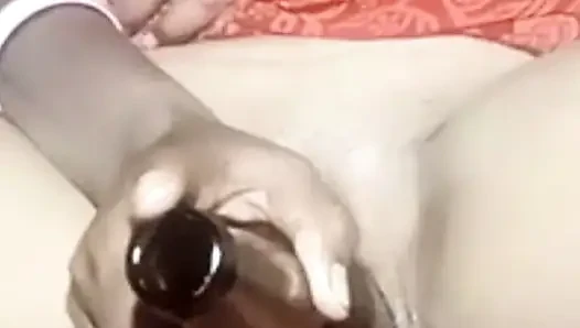 Xnxx desi mädchen flasche