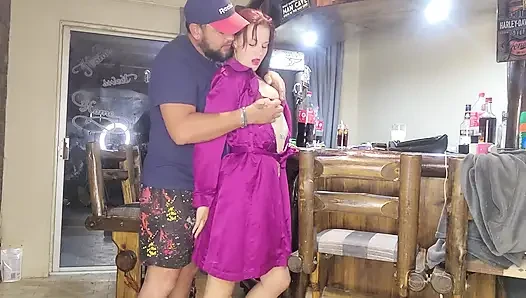 Üvey kız randevuya çıkmadan önce domalarak sikiliyor