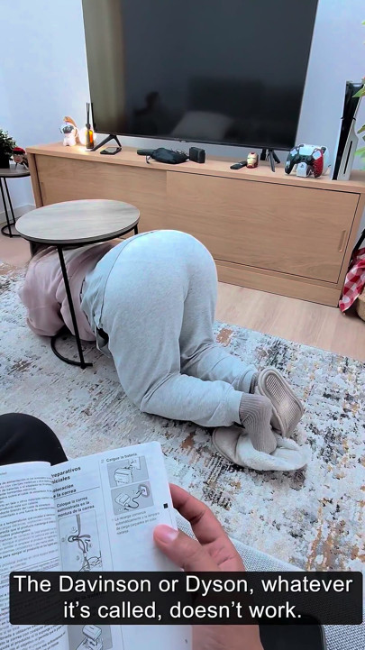 IQ 180인데 테이블에 끼었어