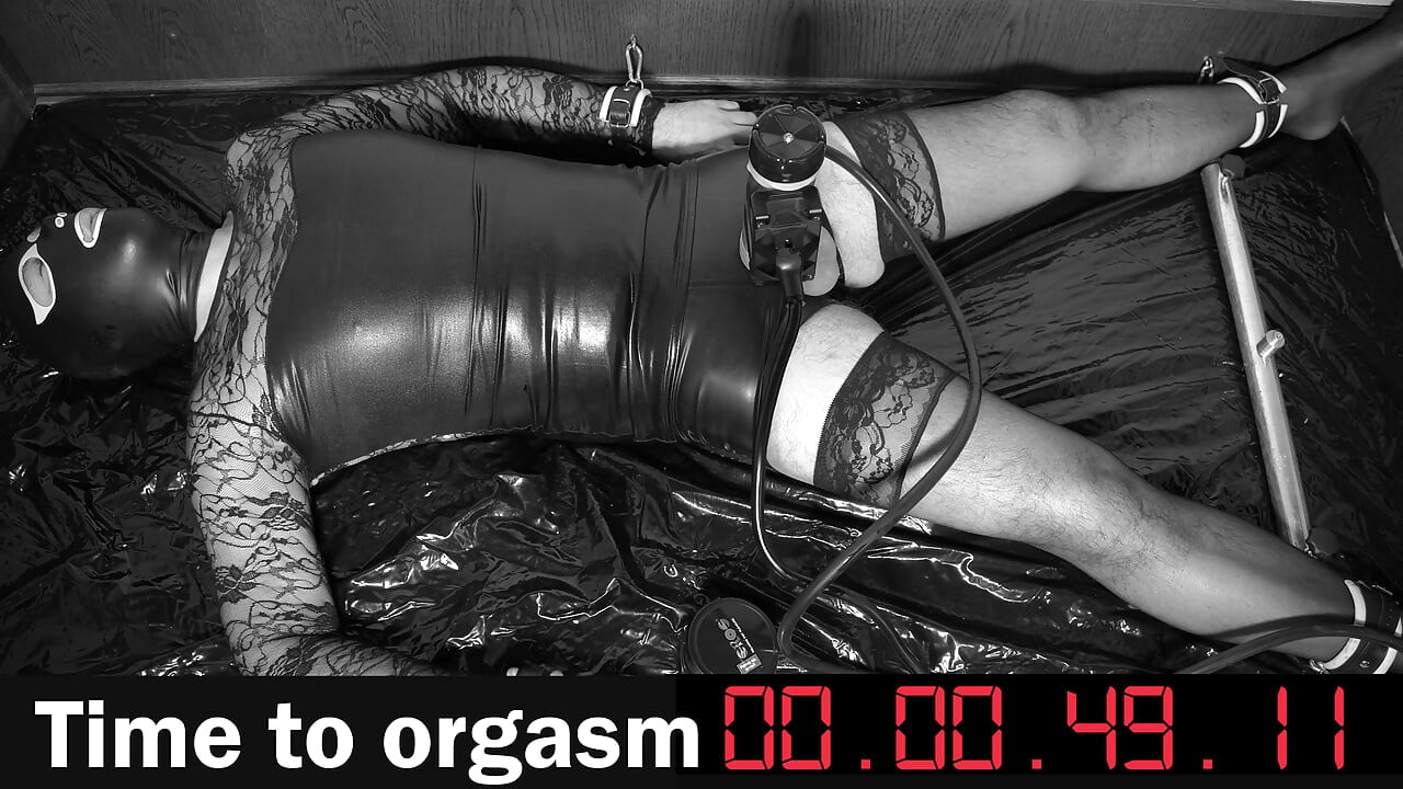 Venus รีดนมควยกูให้แห้ง