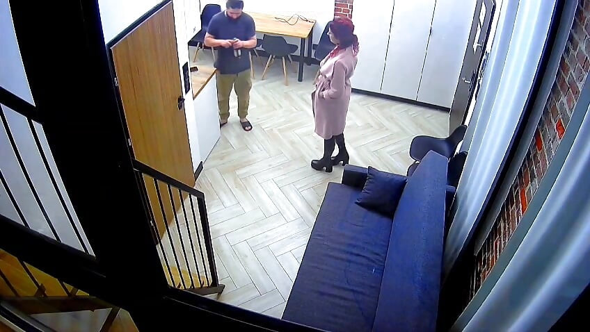 m-a comandat în apartament ca o curvă