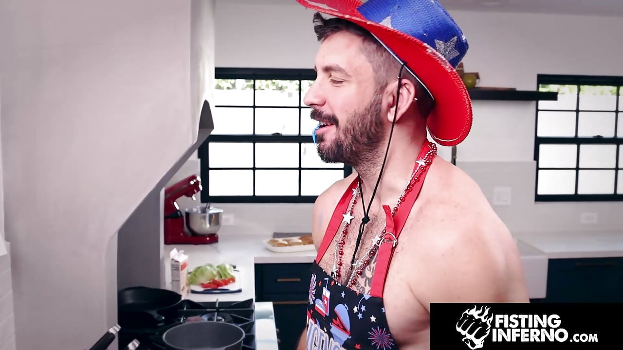 FISTING INFERNO - Eli Shaw Sneaks Off For Hardcore 4th Of July Anal And Fisting