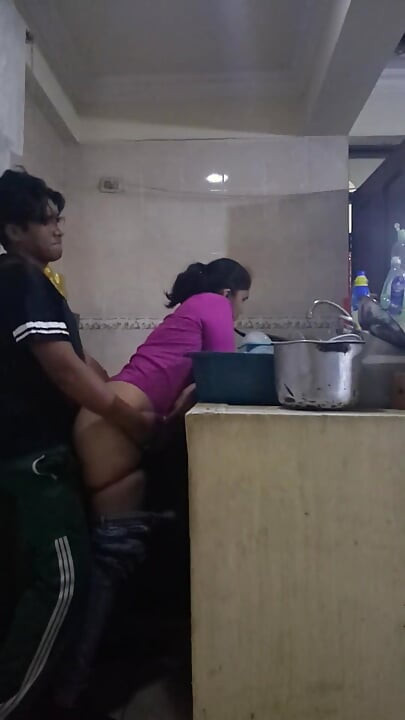 Employee Fucking and Sucking When She Washes Dirty Dishes