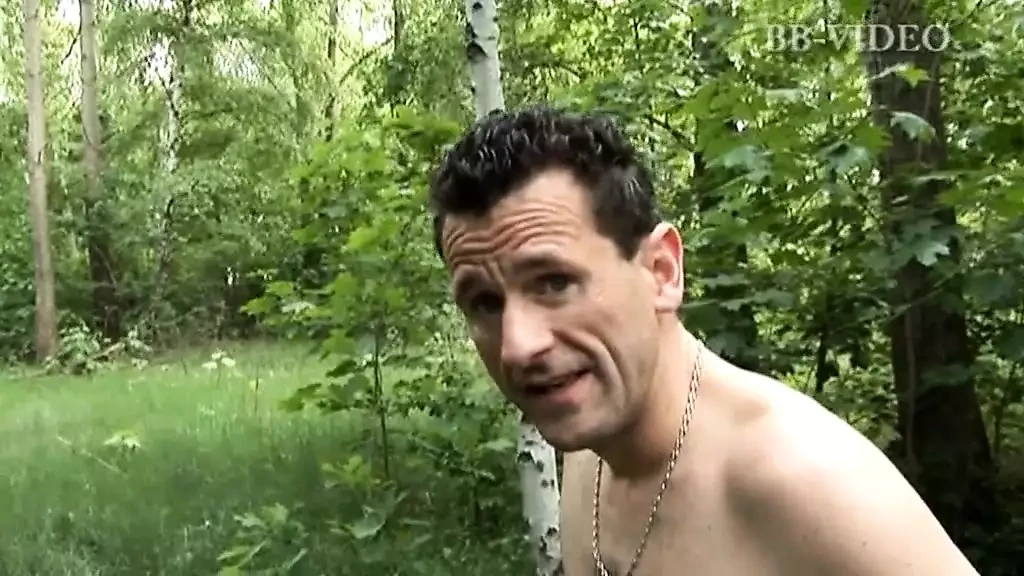 German brunette spreads a sheet outdoors to try out new positions as she gets penetrated