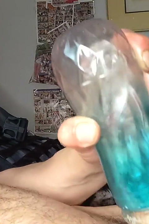 第2部分：醒来并再次操玩具第二天的第二次精液
