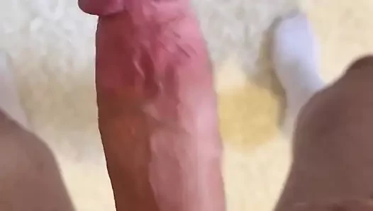 Türk büyük yarak - beyaz çoraplı hızlı duş boşalması
