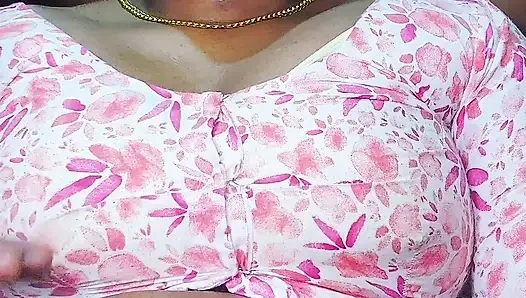 Desi item girl kavita model Part - 01