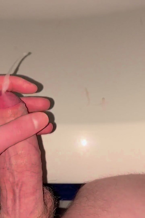 Fast Cum Before My Stepsister Comes Back for Laundry