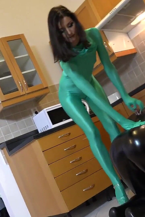 I am a dominant zentai fetishist and love to be pampered by my slaves