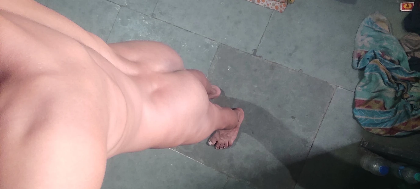 Hallo baby hou van mijn sexy figuur