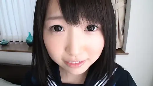 Seorang pria paruh baya dan si cantik berseragam.