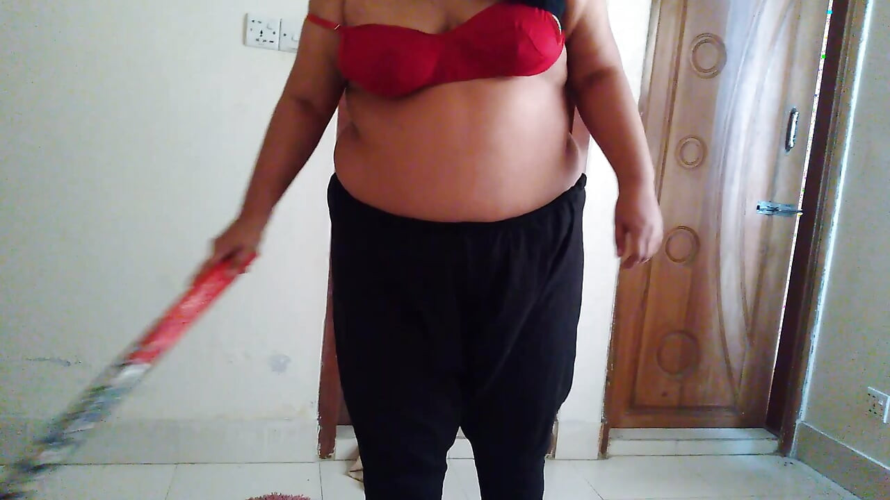 19y Old Sexy BBW Hotel Maid Takes off Her Bra & Nipples Show as She Sweeps the Room