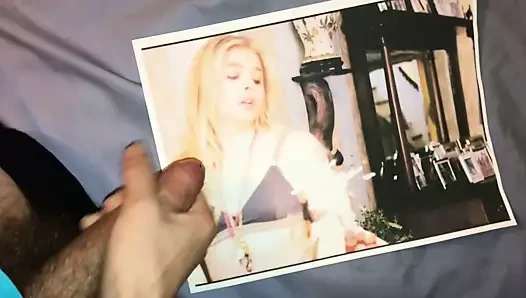 Chloe Moretz boşalma anısına 49
