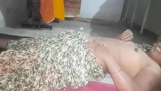 Shokin romantis desi bhabi kihard chudai crempai