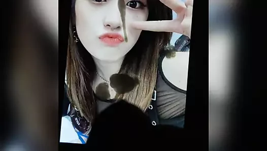 Ahn yujin döl haraç