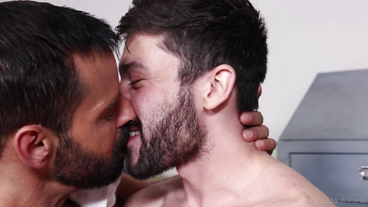Menover30 - Older Bearded Hunk Gets Fucked by a Monster Dick